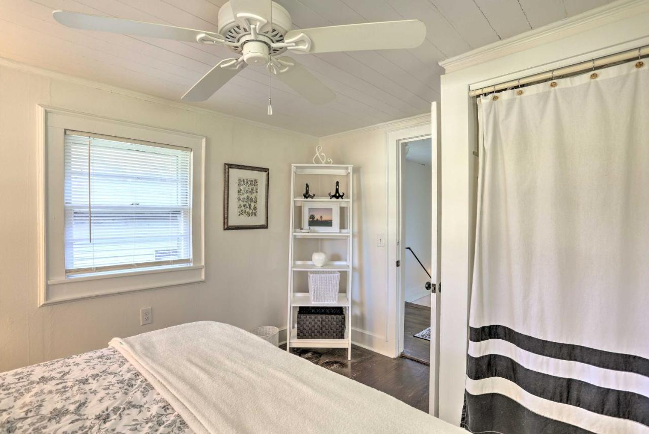 Coastal, Walkable Home In Historic Southport! Екстериор снимка