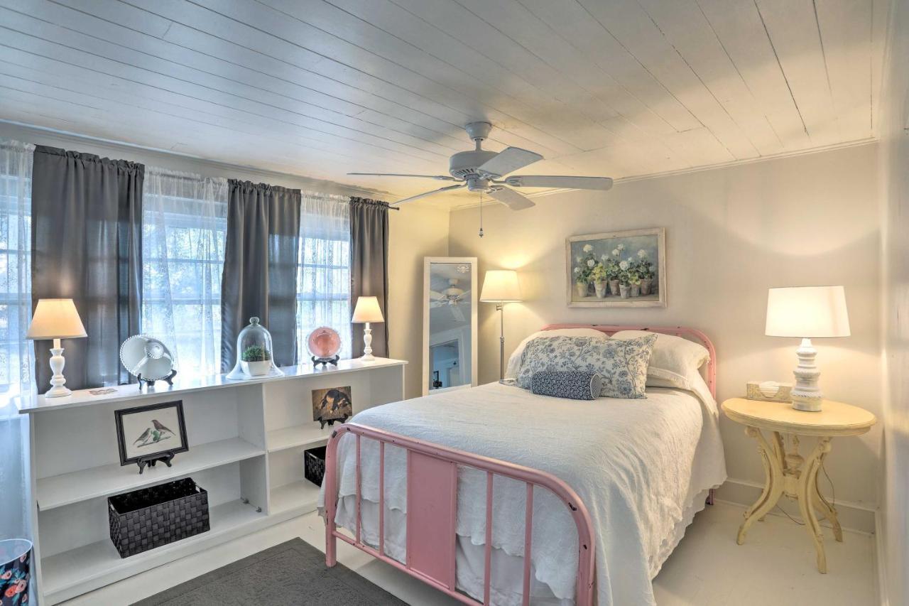 Coastal, Walkable Home In Historic Southport! Екстериор снимка